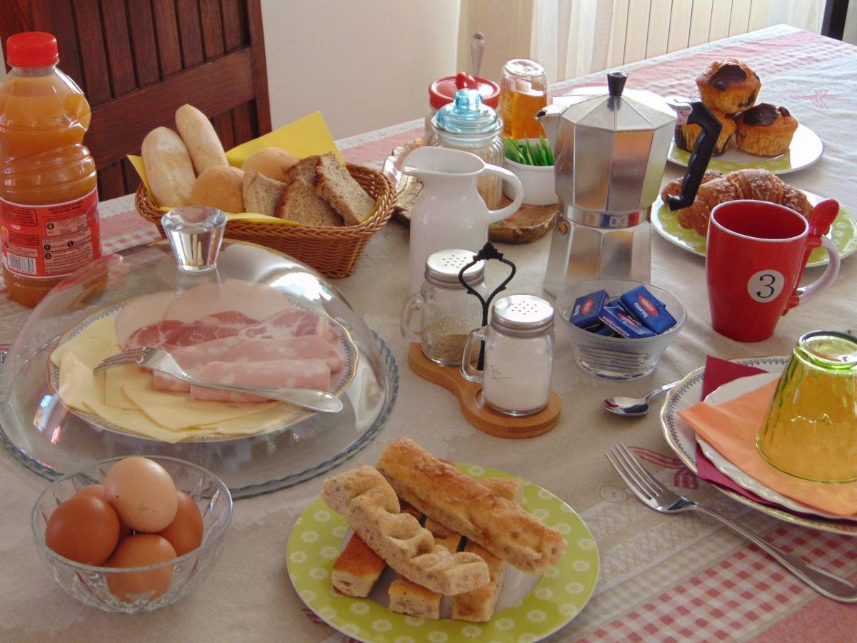 Casa Roberto B&B 萨沃纳 外观 照片