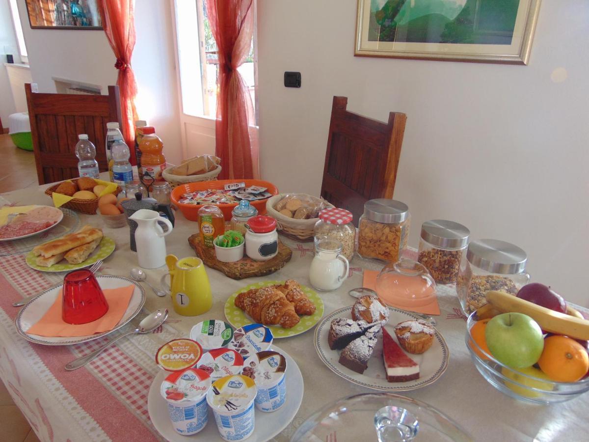 Casa Roberto B&B 萨沃纳 外观 照片